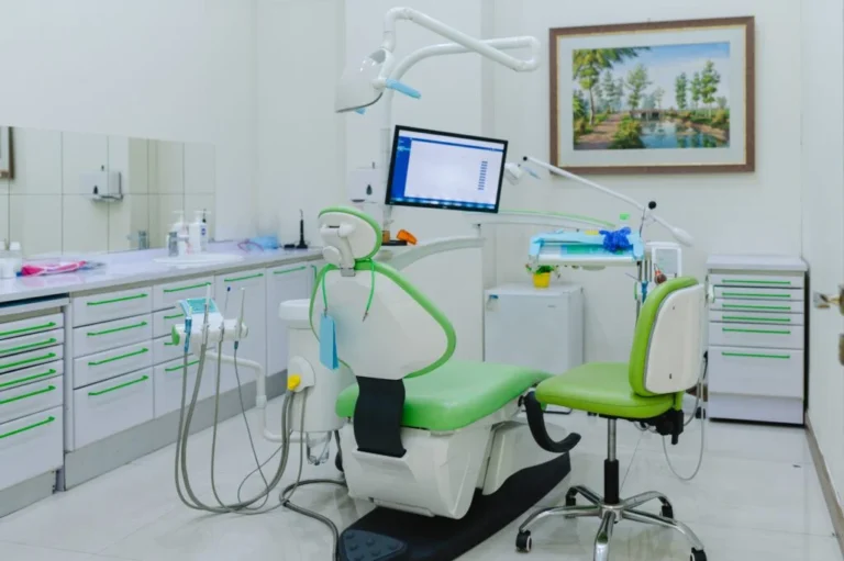 Calm, clean treatment room at Rahman & Rahman Dental Clinic